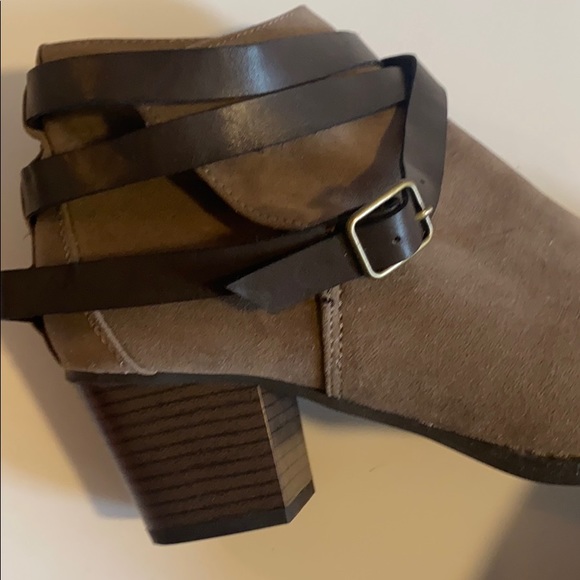 ✨BRAND NEW✨MOSSIMO TAN FAUX SUEDE BOOTIES FESTIVAL LOOK - Picture 8 of 11